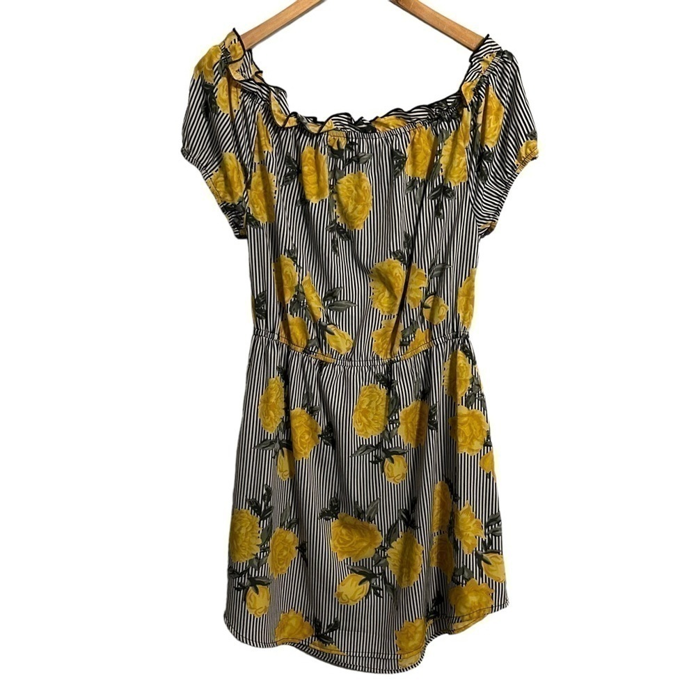 Hint of Blush Off The Shoulder Dress Black/White Stripe With Yellow Rose Size L - Picture 4 of 6